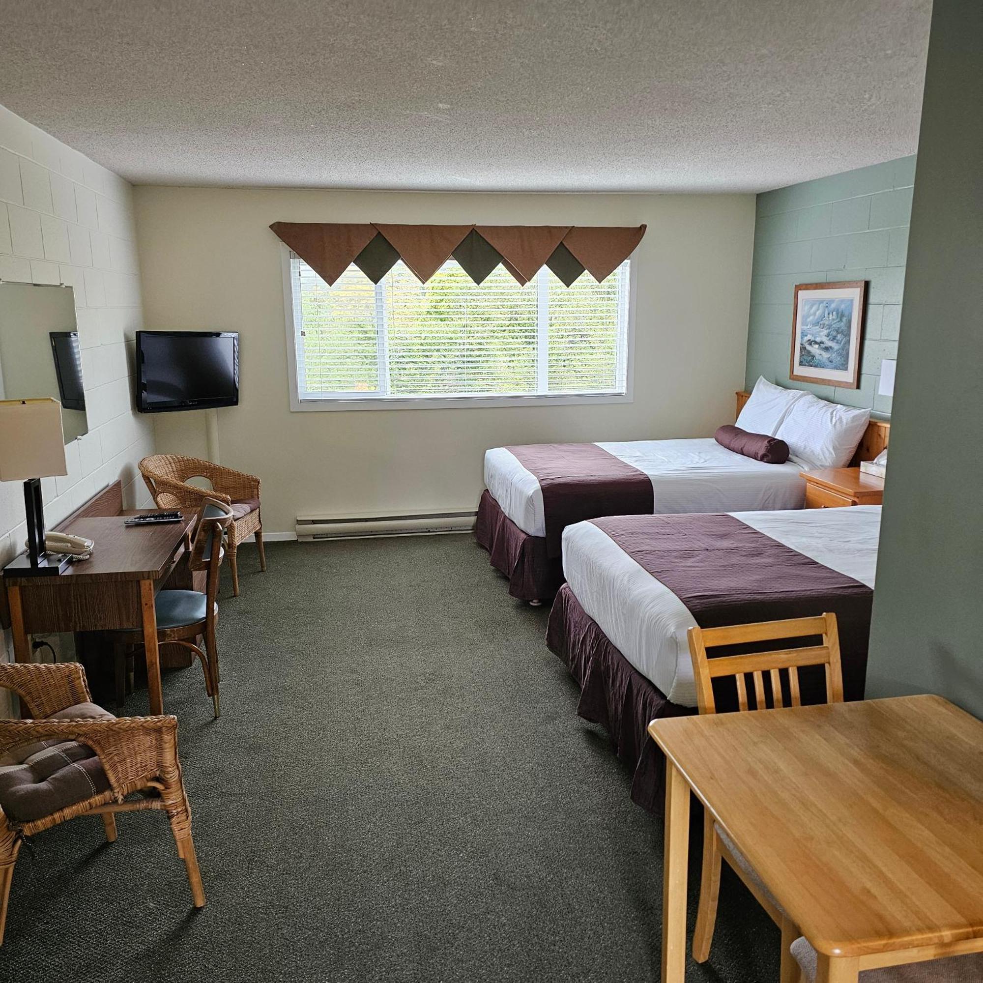 Pacific Rim Motel Ucluelet Εξωτερικό φωτογραφία